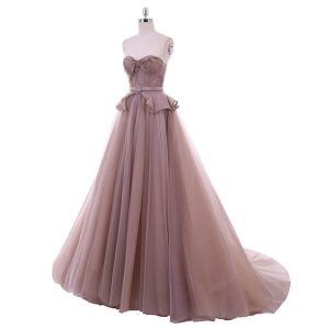 Różowa suknia ślubna znaczenie