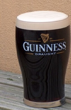Prawdziwi mężczyźni chcą pić Guinnessa, ale nie oczekuj, że za to zapłacą