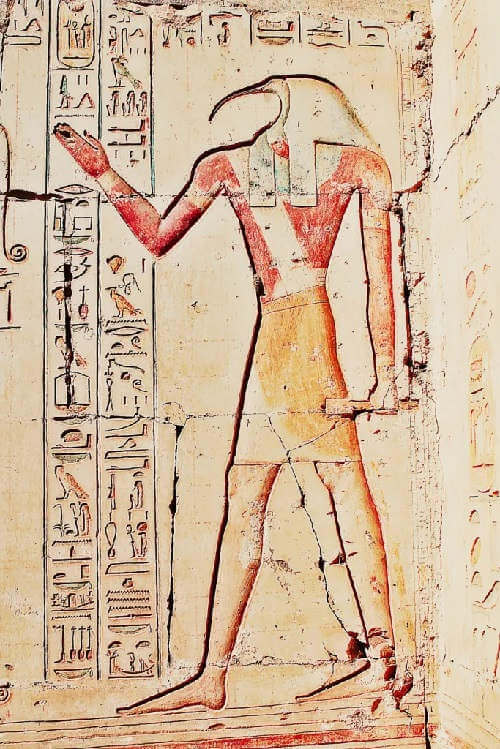 Płaskorzeźba egipskiego boga Thotha